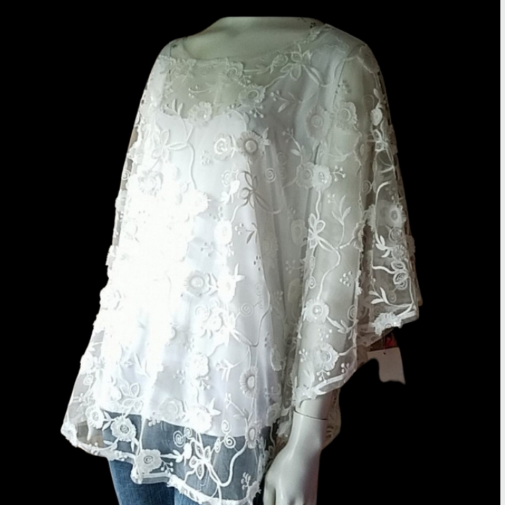NWT!  Ruby Rd poncho over tank